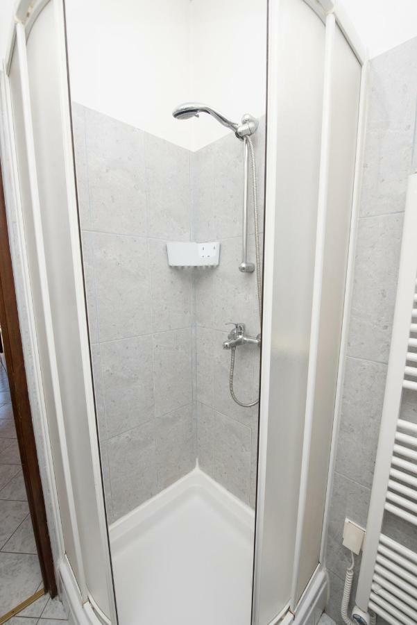 Lola Apartment Veprinac Екстер'єр фото